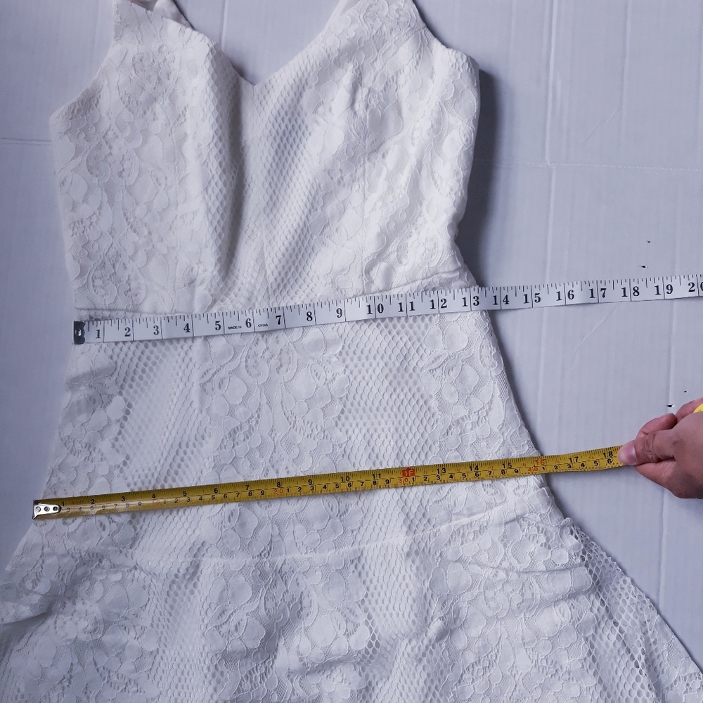 Adelyn Rae White Lace Dress Size XS - Picture 8 of 8